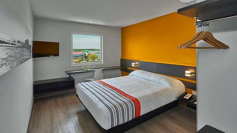 City Express Junior By Marriott Leon Centro De Convenciones Екстериор снимка
