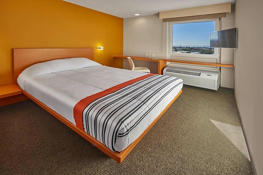 City Express Junior By Marriott Leon Centro De Convenciones Екстериор снимка