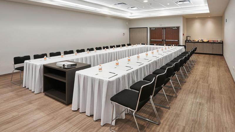 City Express Junior By Marriott Leon Centro De Convenciones Екстериор снимка
